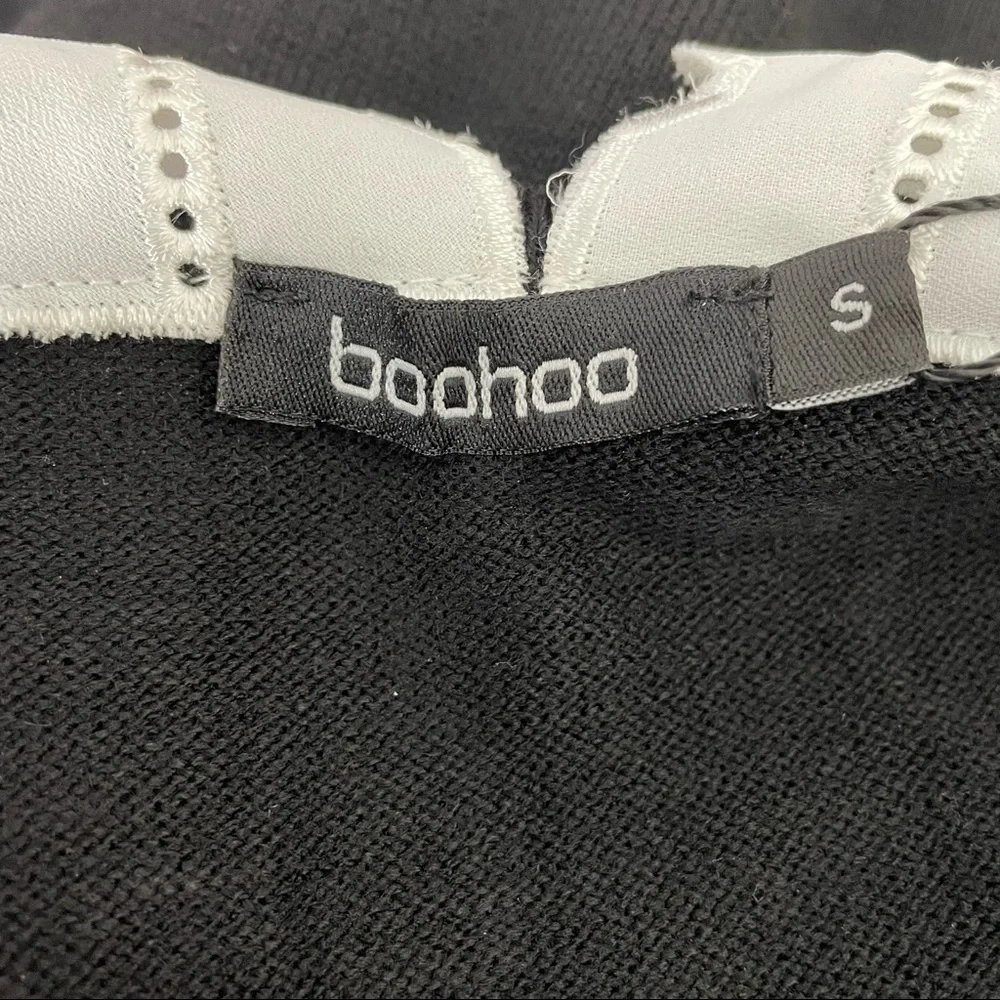 Boohoo rhinestone button down cardigan, NWT, small